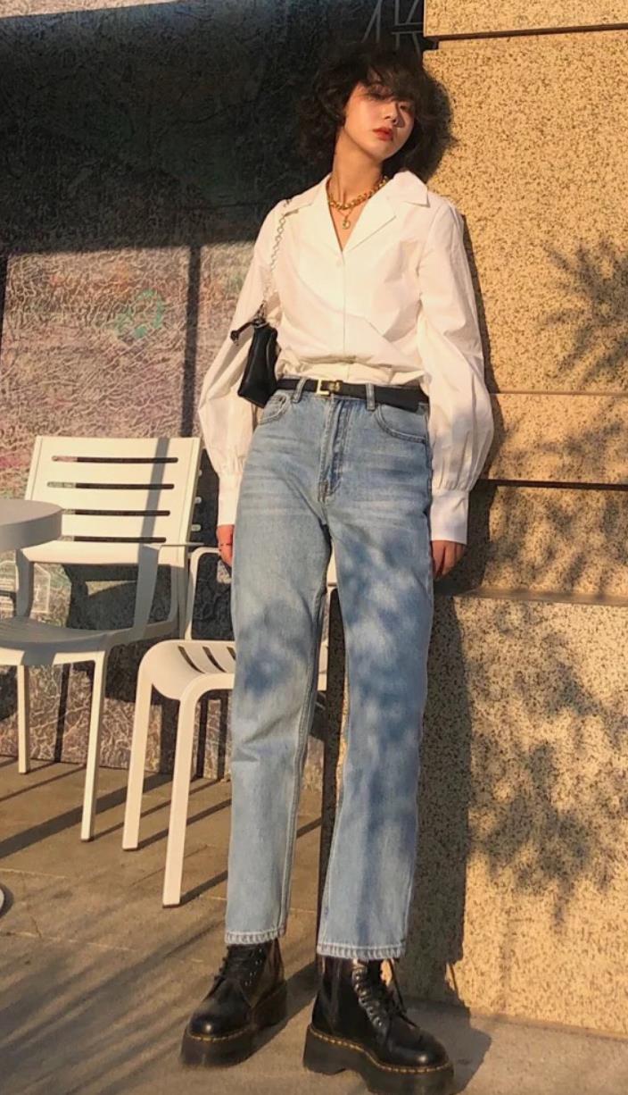 牛仔裤配哪种鞋好看,牛仔裤配什么鞋最合适