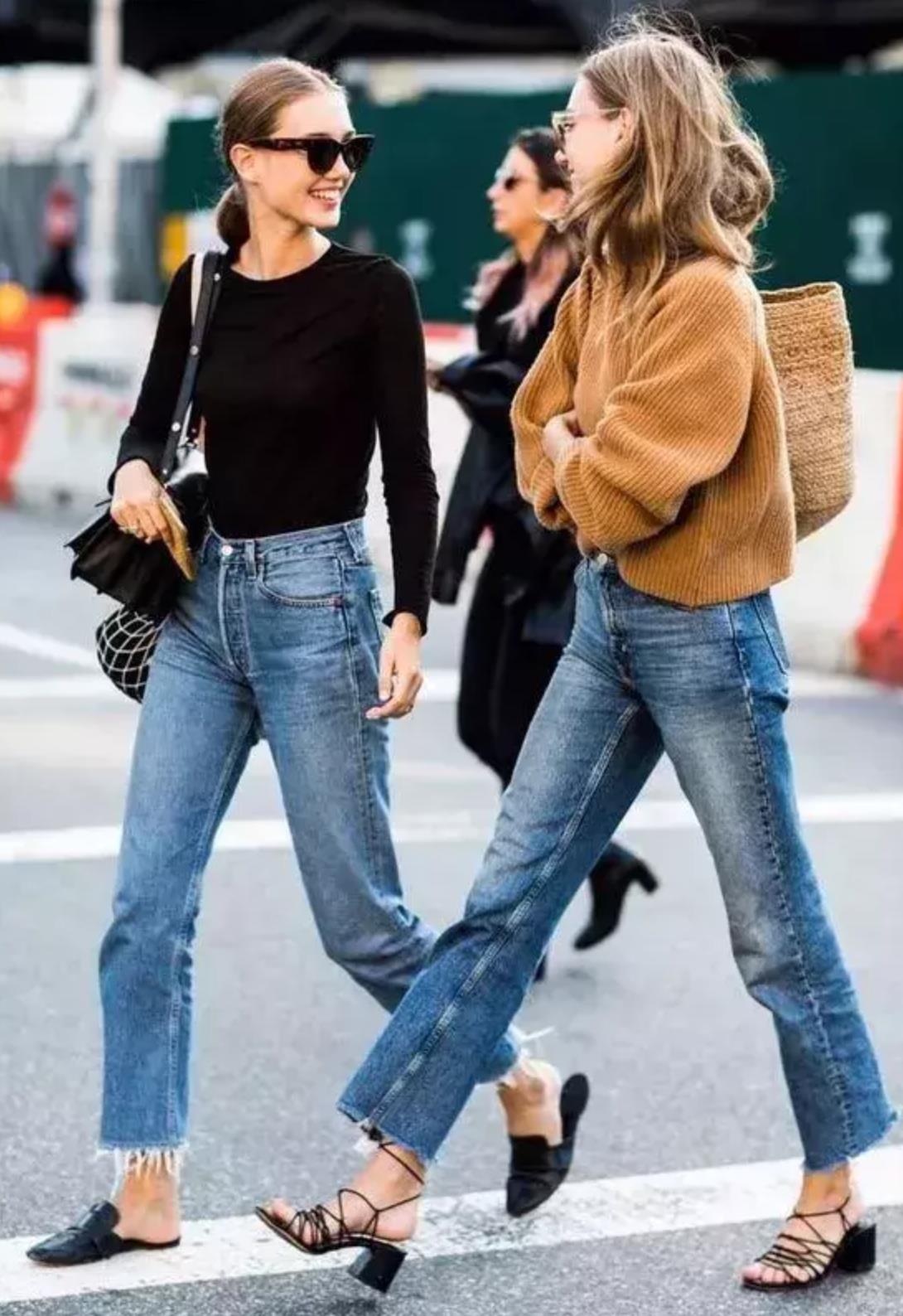 女人最好看的走路姿势