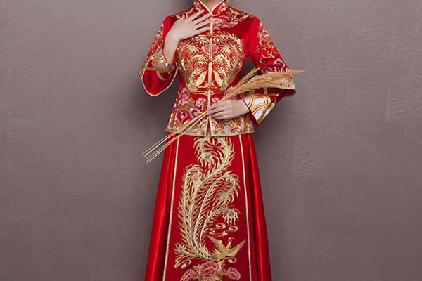 婚礼婆婆穿衣禁忌,婚礼女方妈妈穿衣禁忌