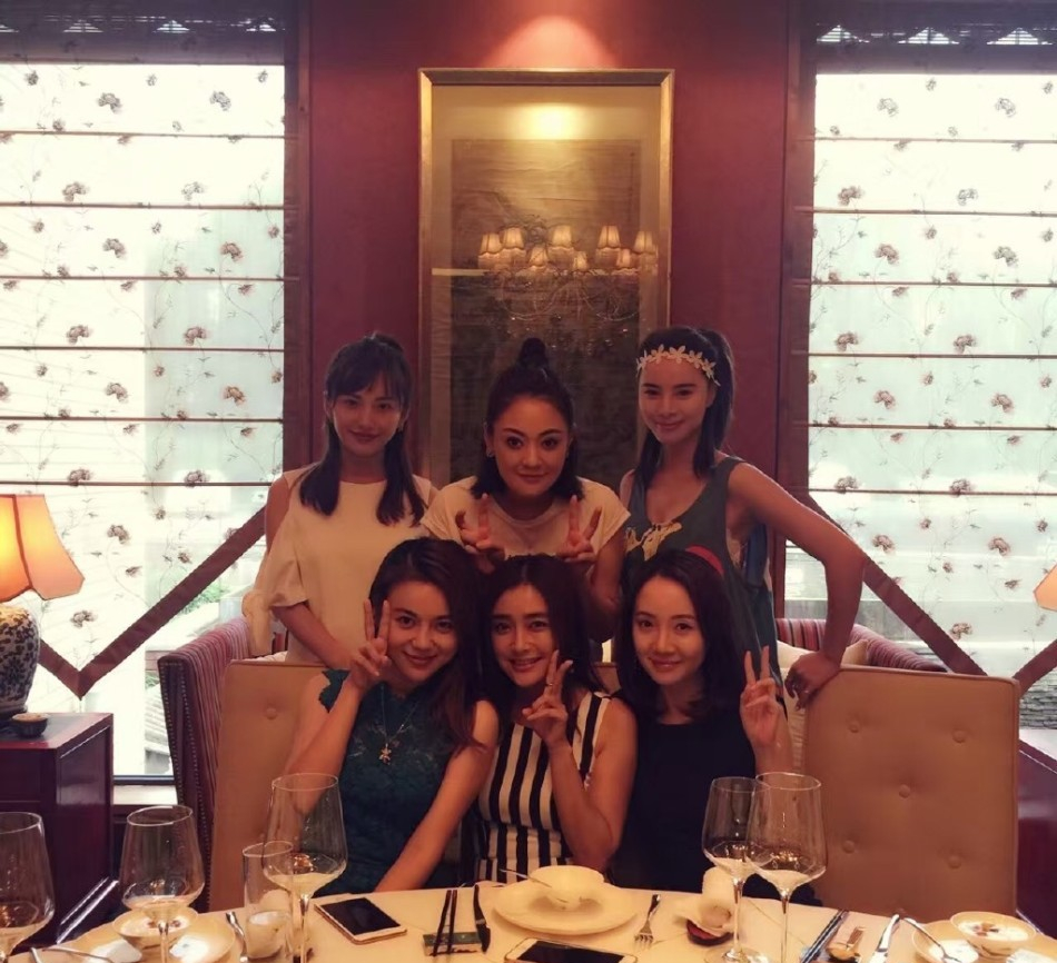 为什么饭局不要随便去，女人不要参加无缘无故的饭局