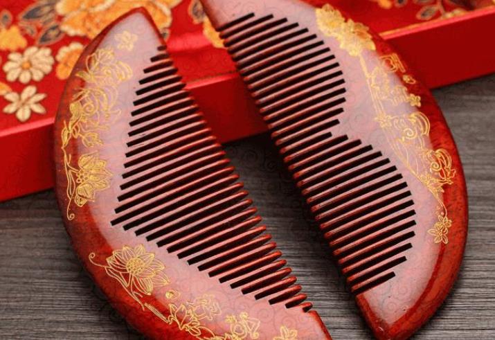 送梳子的寓意是什么,檀木梳子不能随便送人吗