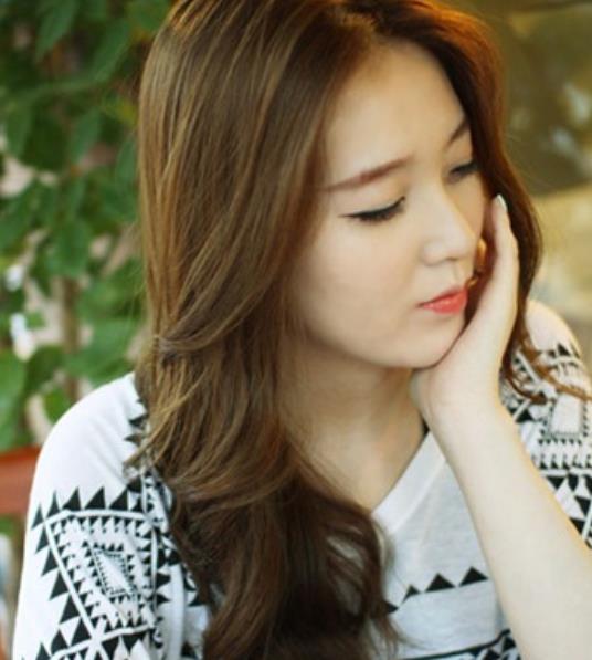 男人喜欢大波浪原因,为什么男人都喜欢大波浪