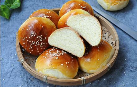 自己做面包为啥不蓬松,自己做蛋糕不松软是什么原因