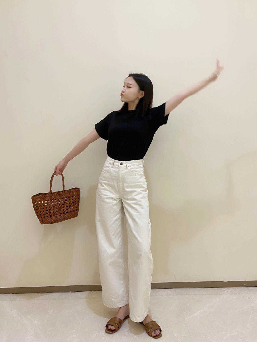 小个子尽量不要穿黑色吗,小个子为什么不适合黑色的衣服