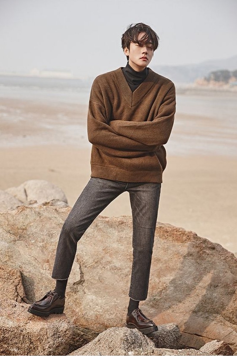 无领子衣服如何搭配,男生脖子短穿什么领子的衣服好看