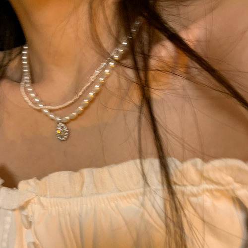 珍珠项链怎么戴不显老，珍珠项链的正确戴法