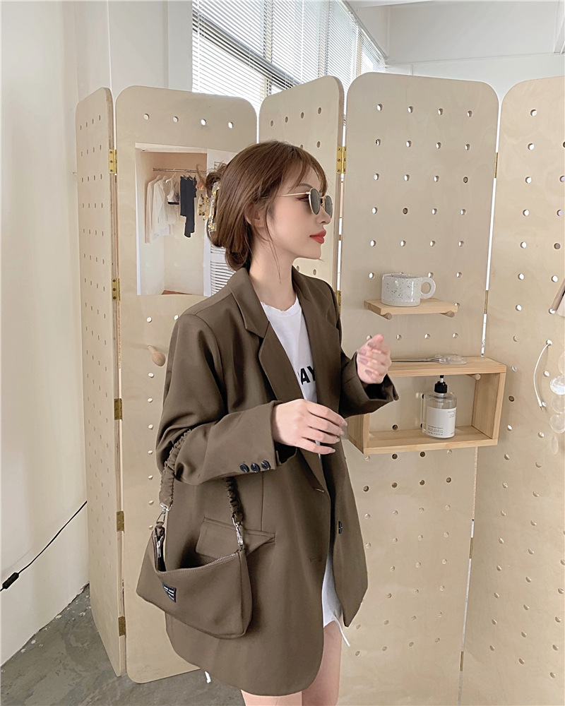 什么人可以穿溜肩上衣,溜肩衣服适合什么人