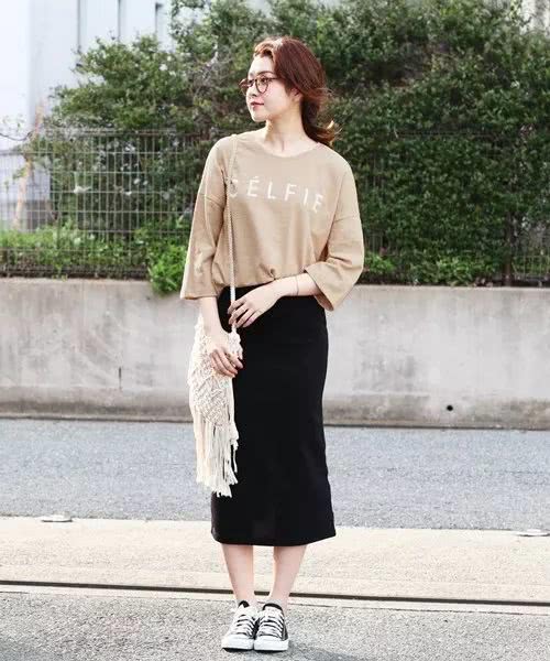 什么人可以穿溜肩上衣,溜肩衣服适合什么人