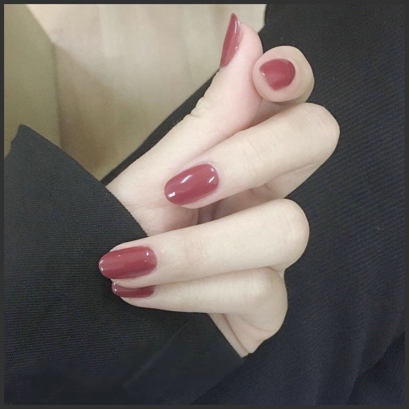 指甲盖小适合哪种美甲，指甲盖宽适合哪种美甲