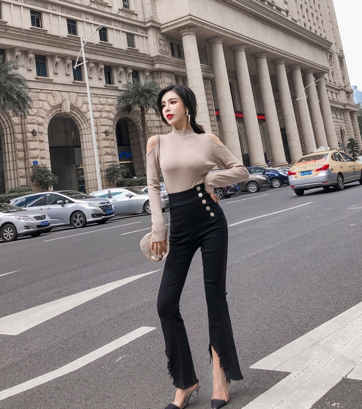 小脚喇叭裤配什么上衣,大喇叭裤配什么上衣冬天