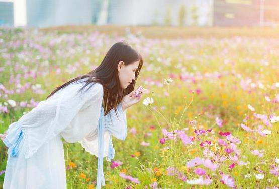 女生见过大世面很淡定的表现,女生见过大世面的标准