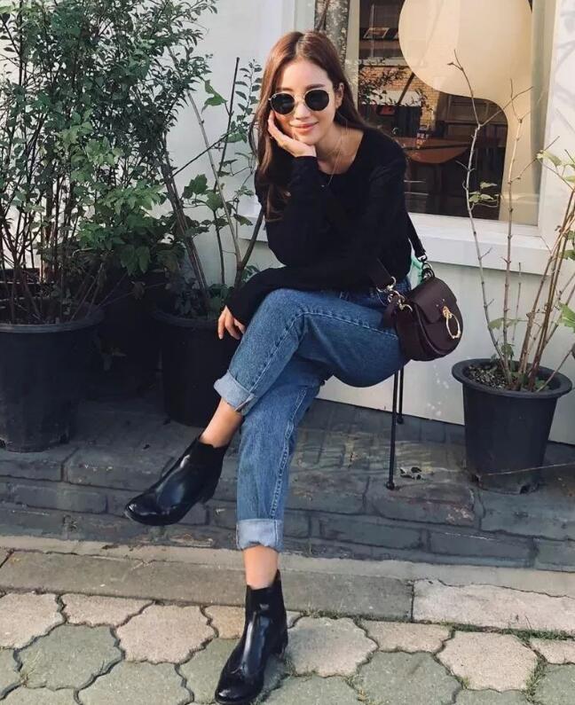 半高筒靴怎么搭配裤子