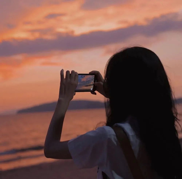 成熟女人背影图片伤感