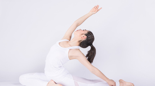 脖子有几厘米才是天鹅颈,天鹅颈和普通颈对比图