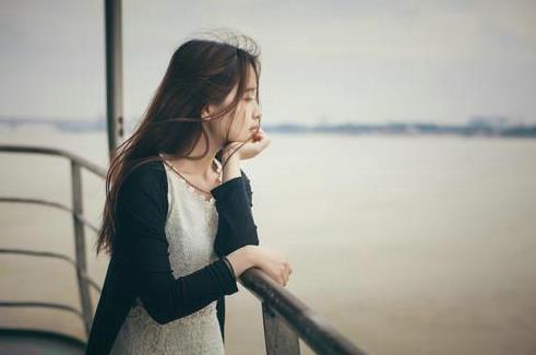 情侣之间如何深入交流，情侣交流变少会影响感情吗