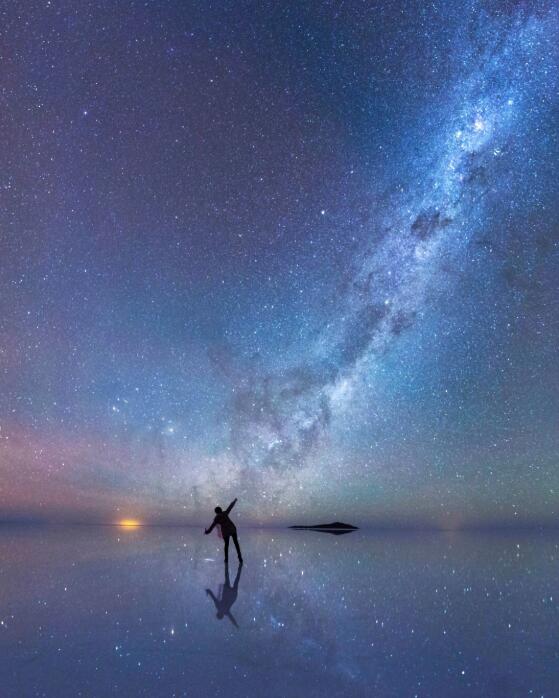 一个人看满天繁星图片,满天繁星的照片真实照片