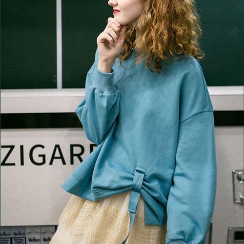 五十岁的丈母娘穿什么颜色好看,五十岁的丈母娘送什么礼物好