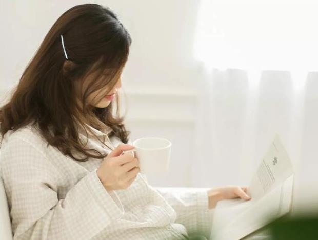 柔情似水的女人特点,柔情似水的女人的特征