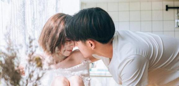 男怕三摇女怕三撩什么意思,树怕摇女怕撩是什么意思