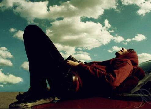 表达心累又无奈的诗句,表达心累又无奈的诗句和图片