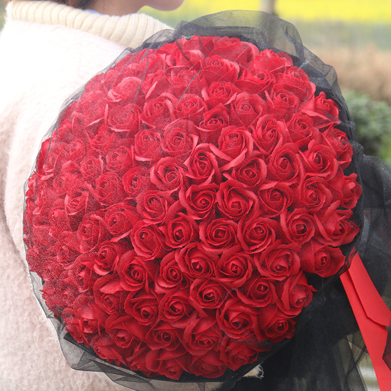 第一次送什么花给女生合适,第一次送女生花送几朵