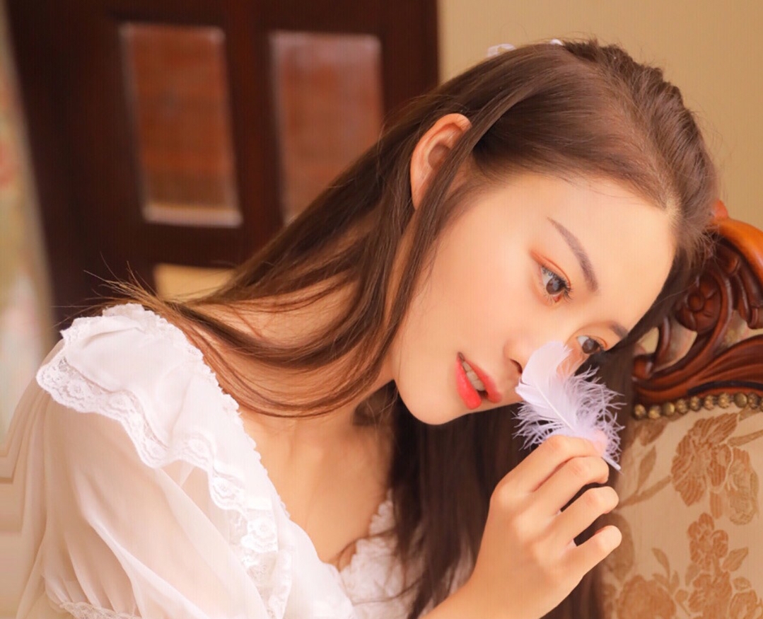 男生为什么想搂女人腰,男生搂女人的腰会有什么感觉