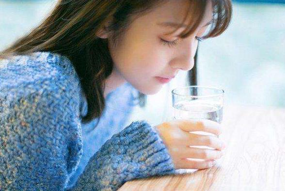 女生谈恋爱的15条建议，给女生们的15条恋爱小建议