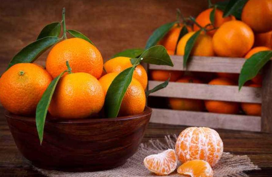 头发白要多吃什么水果,头发白在饮食上吃什么食物和水果