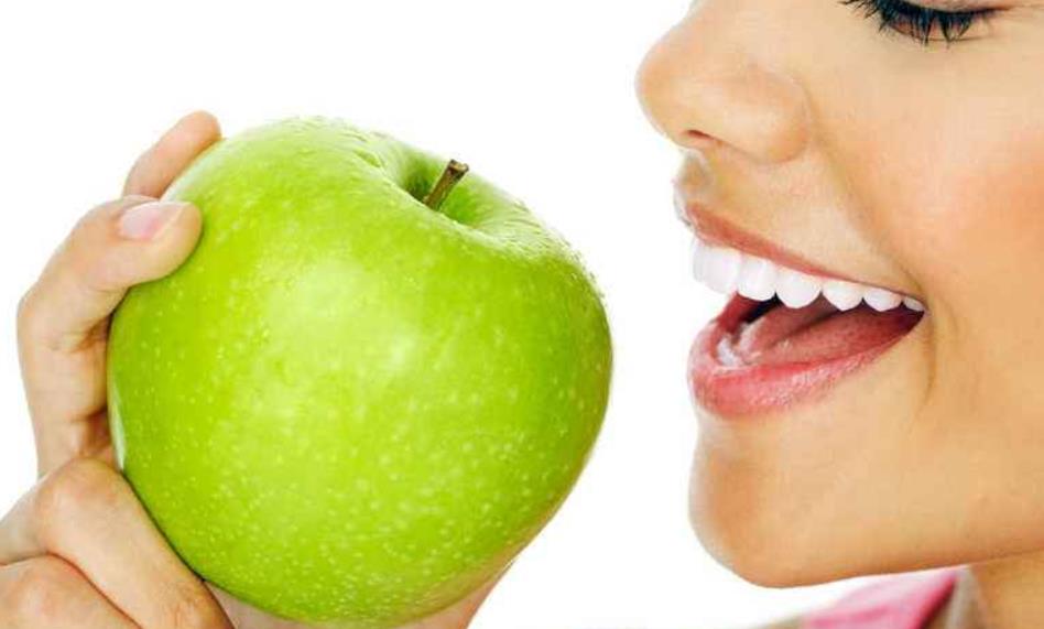 头发白要多吃什么水果,头发白在饮食上吃什么食物和水果