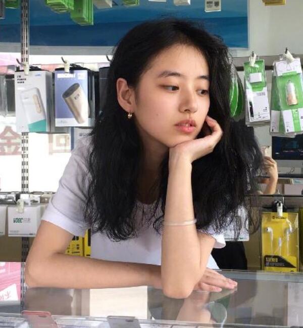 女人生活真实图片,女生现实生活真实自拍照片