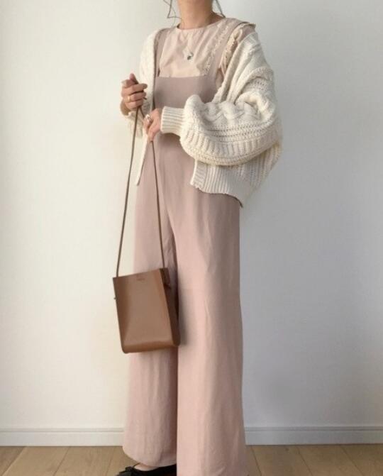 女性蕾丝穿衣搭配图,女生蕾丝衣服搭配图片