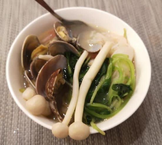 七个好习惯越变越瘦,清晨起来一杯水可以减肥吗