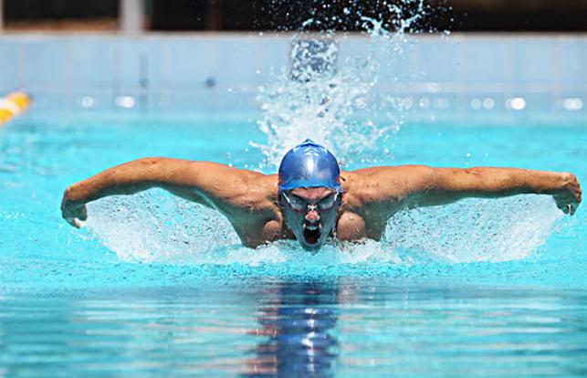 游泳为什么那么容易累,几种游泳姿势哪个最累