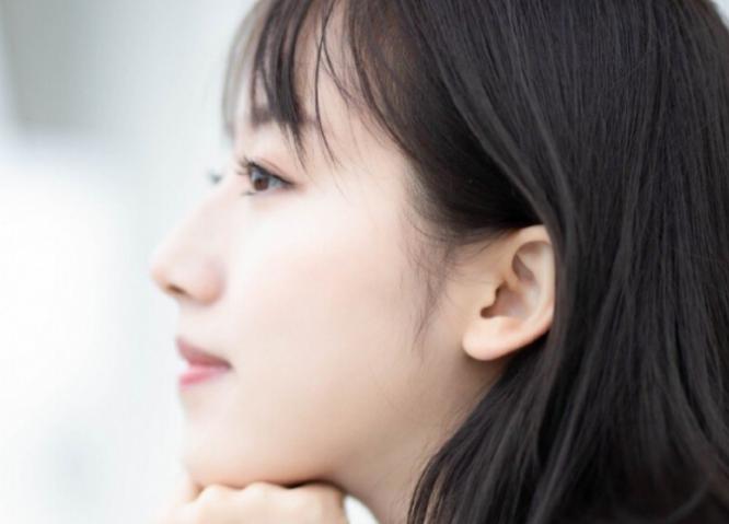 女士拍照经典15个动作，女人最佳拍照姿势