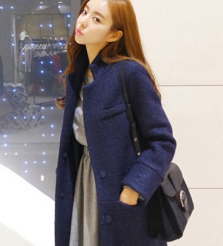 藕色搭配什么颜色高级,藏青色大衣配什么包包好看