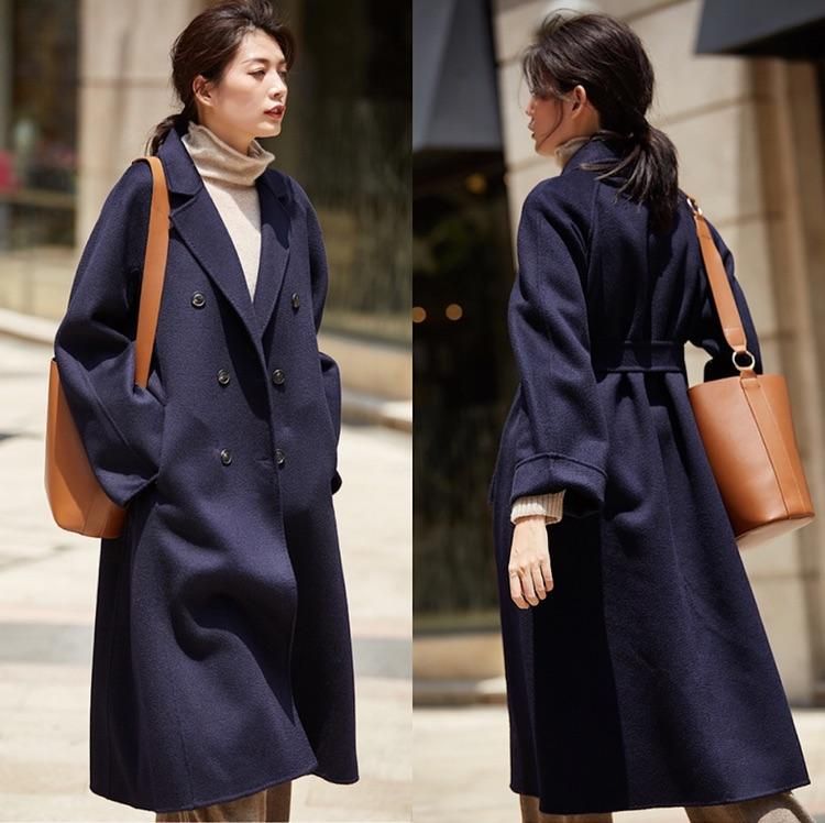 藕色搭配什么颜色高级,藏青色大衣配什么包包好看