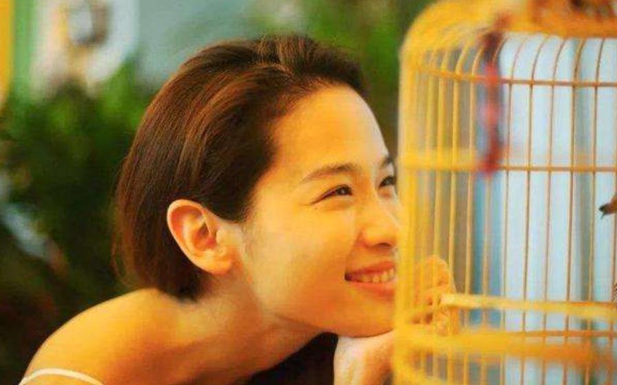 早已看透世间的星座女，精明圆滑到极致的星座女