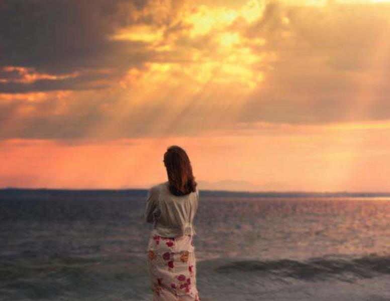 早已看透世间的星座女，精明圆滑到极致的星座女