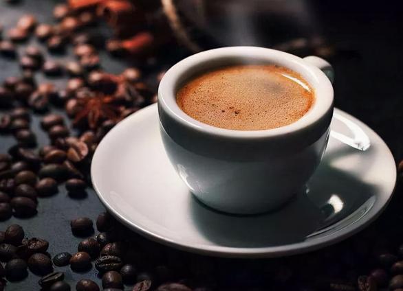 绝经后不能吃三种食物，女性绝经最怕三种食物