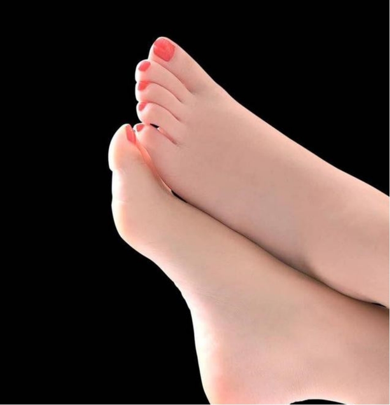 女人穿几号鞋最好,为什么说平足的人富贵