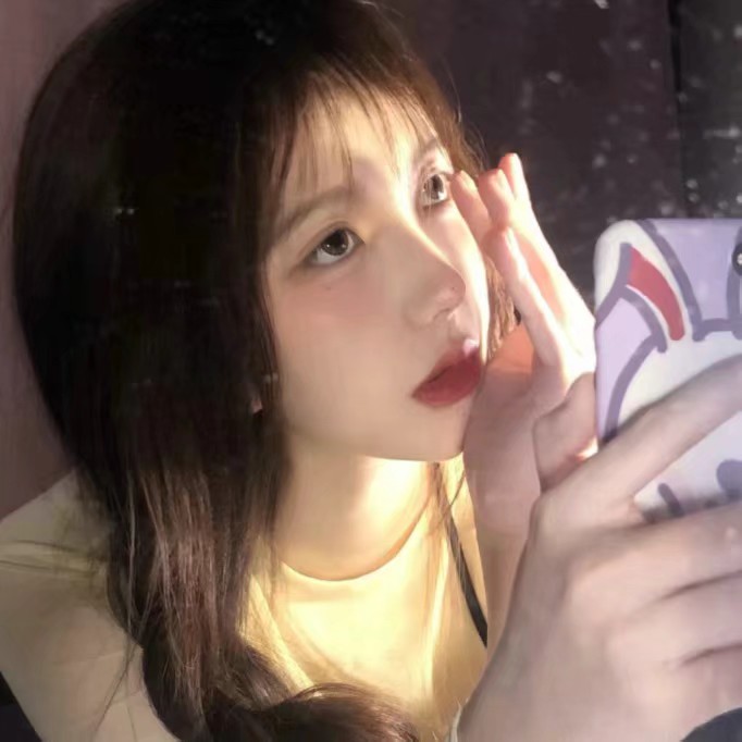 女人嘴唇厚好还是薄好，凸嘴和凹嘴哪个难看