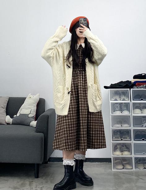 人矮穿什么衣服好看,又矮又胖的女人穿什么衣服好看