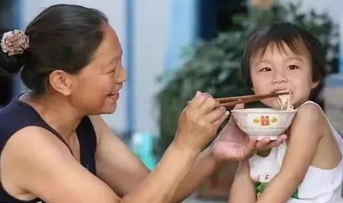 老人带孙子10大忌,带孙子和不带孙子的差别