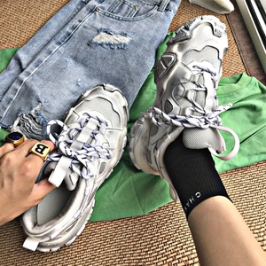 脏脏鞋哪个款式比较火,买脏脏鞋的都是什么人