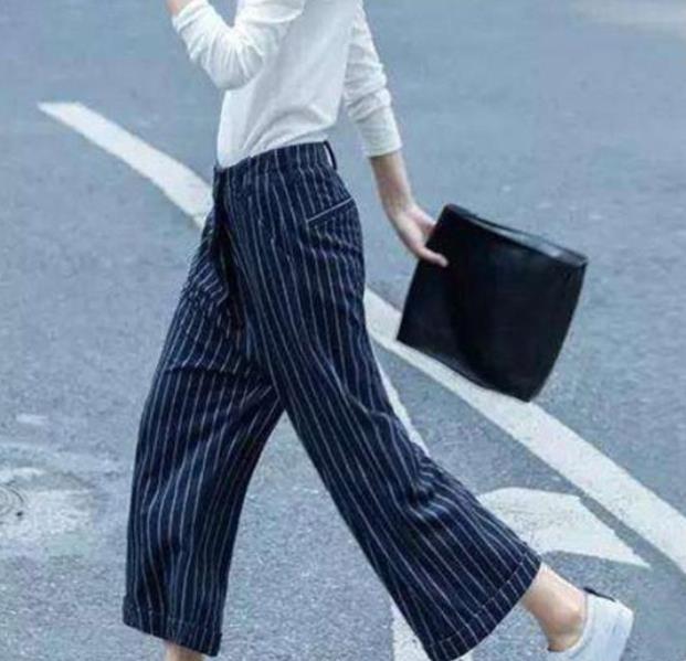 女生穿西裤为什么要露脚踝,男生穿西裤要露脚踝吗