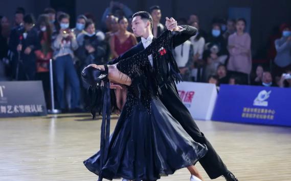 国标舞和拉丁舞的区别，国标舞包括哪几种舞