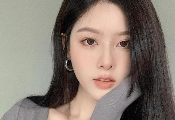 气质从哪里看出来,女人的气质是怎么培养出来的