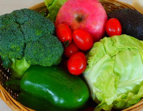 蔬菜水果沙拉做法，蔬菜沙拉需要哪些蔬菜