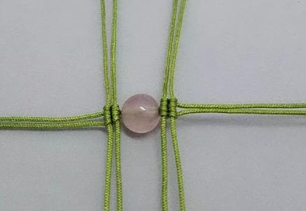 狐狸手链编织图解，吊坠挂绳打结方法