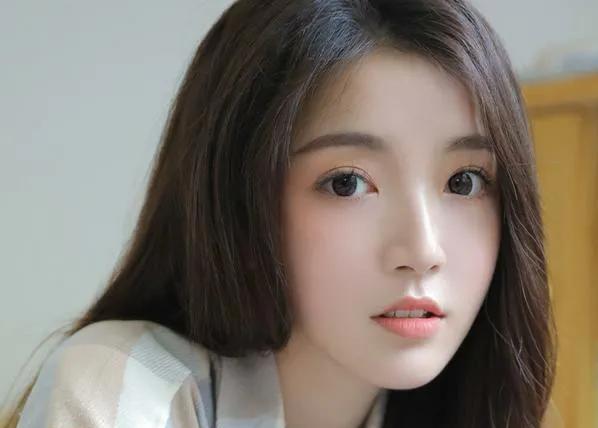 女生初学者化妆全过程，女生出门化妆顺序